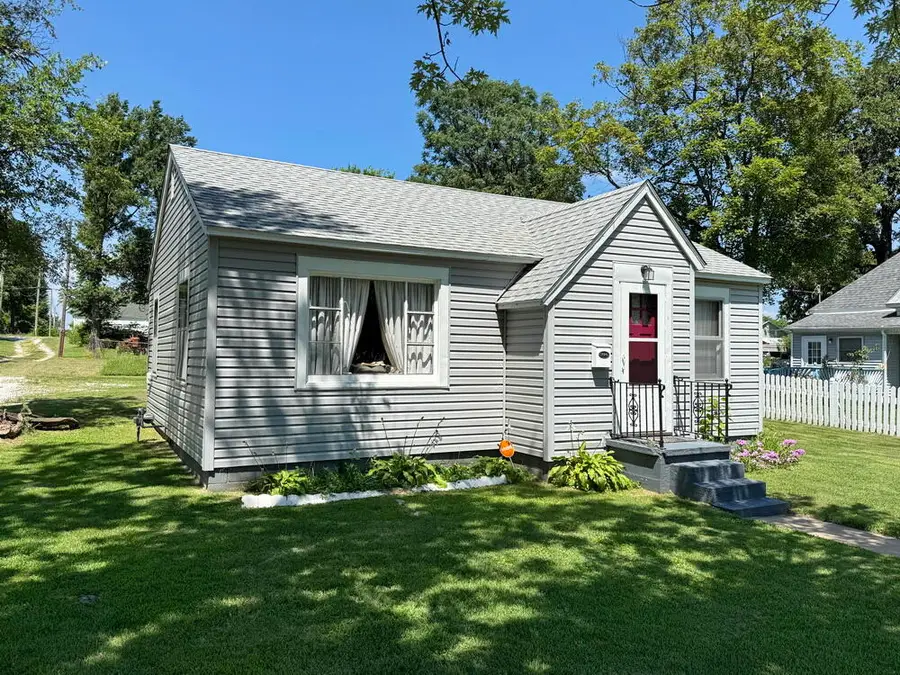 704 S Main Street, El Dorado Springs, MO 64744 - #2
