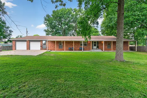 3643 S Scenic Avenue, Springfield, MO 65807