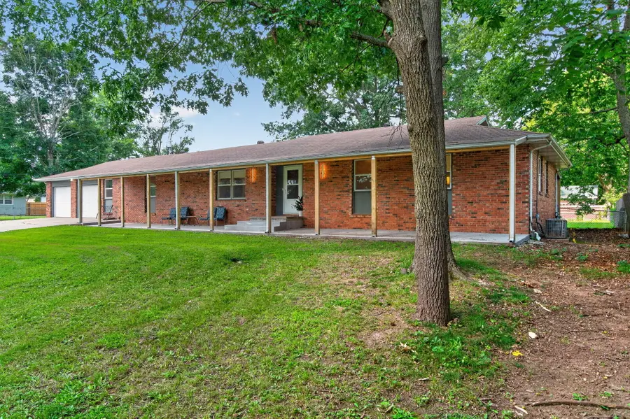 3643 S Scenic Avenue, Springfield, MO 65807 - #2