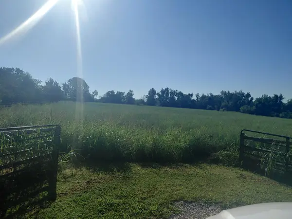 600 N Farm Road 97, Springfield, MO 65802