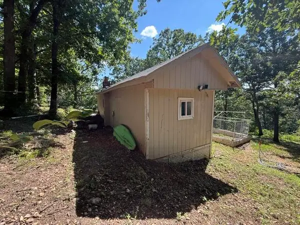 1436 E Farm Road 30, Fair Grove, MO 65648
