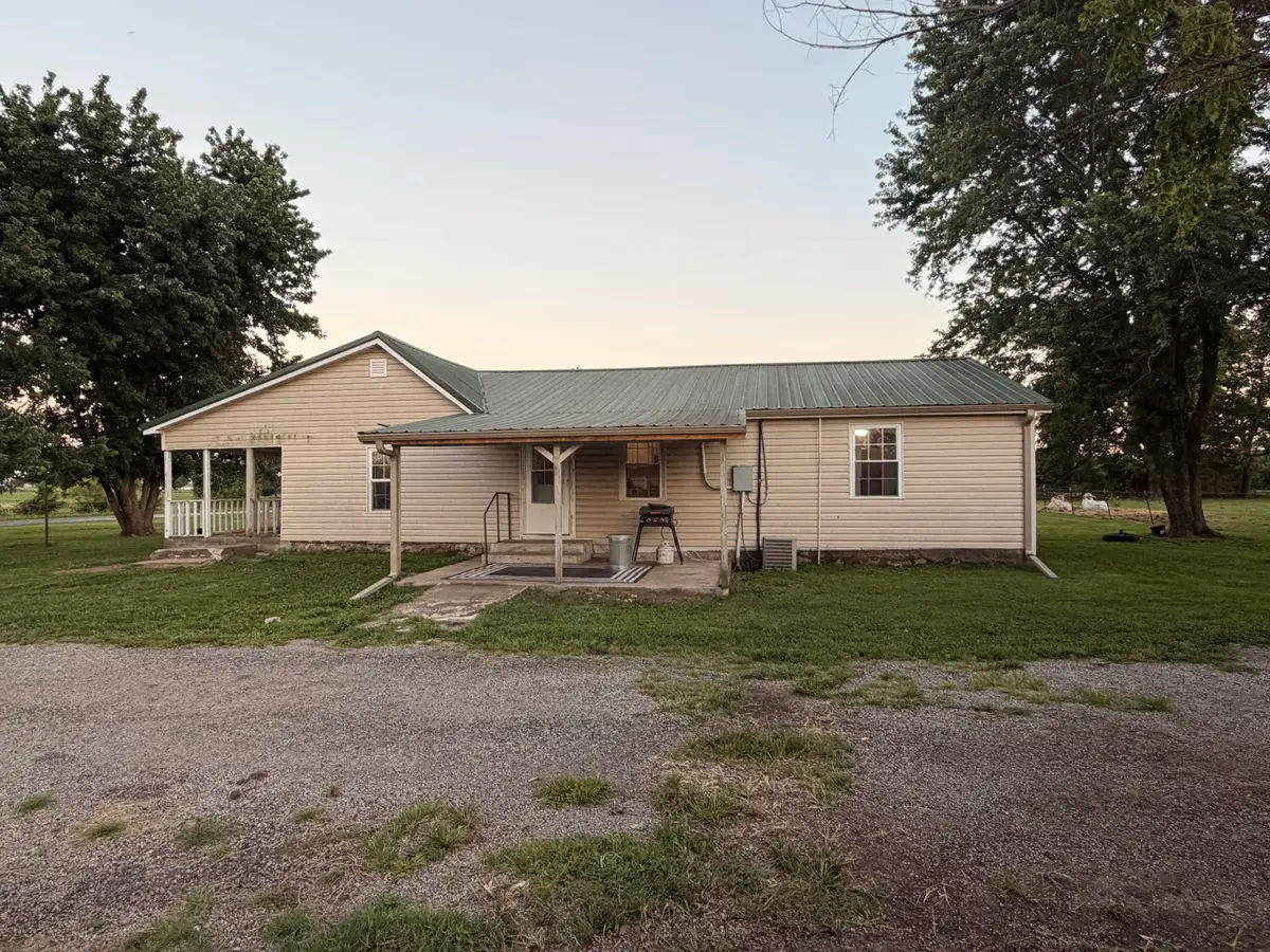 5625 Lawrence 1040, La Russell, MO 64848 - #1