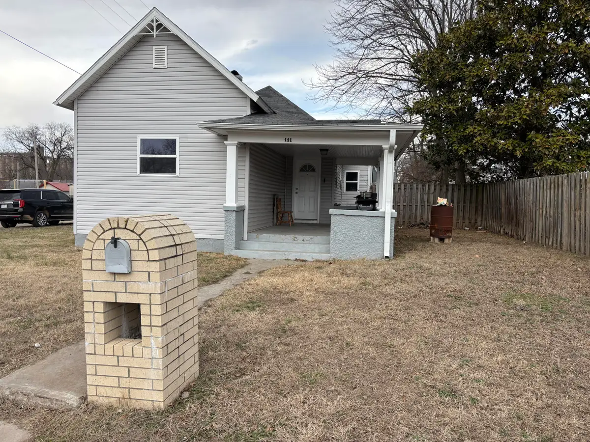 141 W College Street, Aurora, MO 65605 - #1