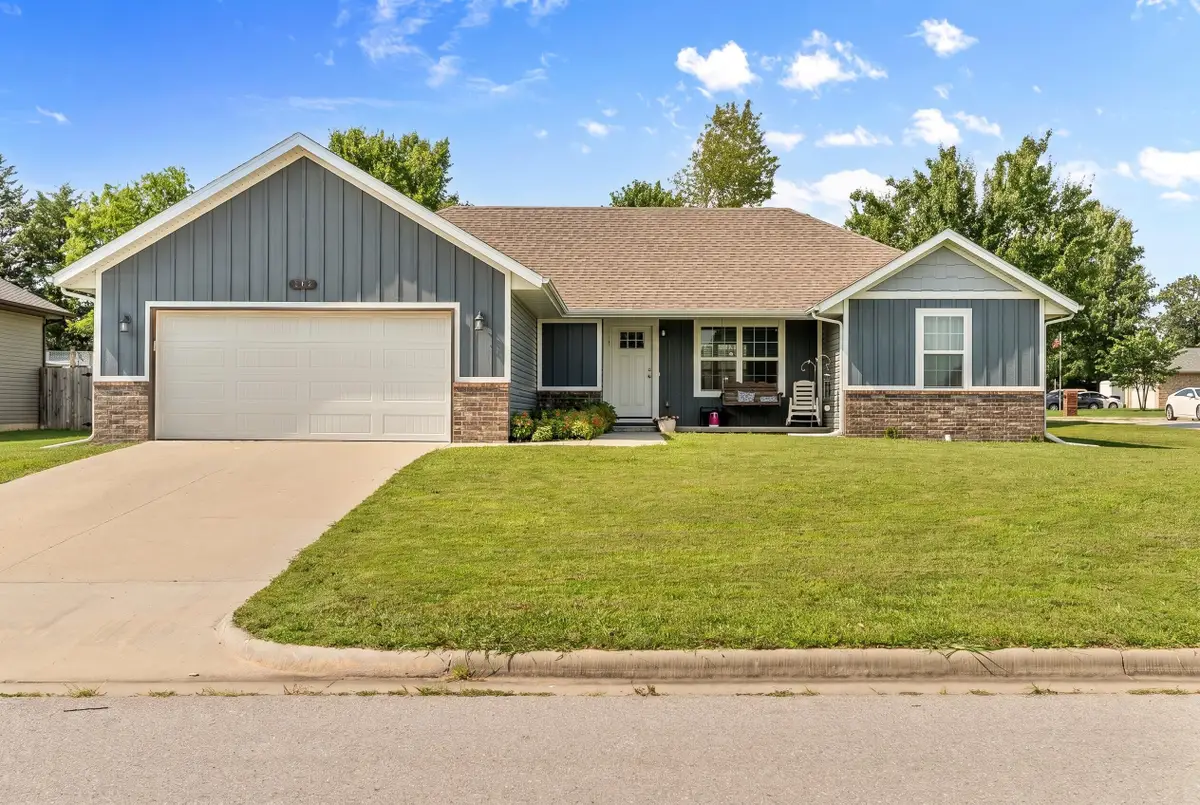 115 E Seminole Street, Strafford, MO 65757 - #1