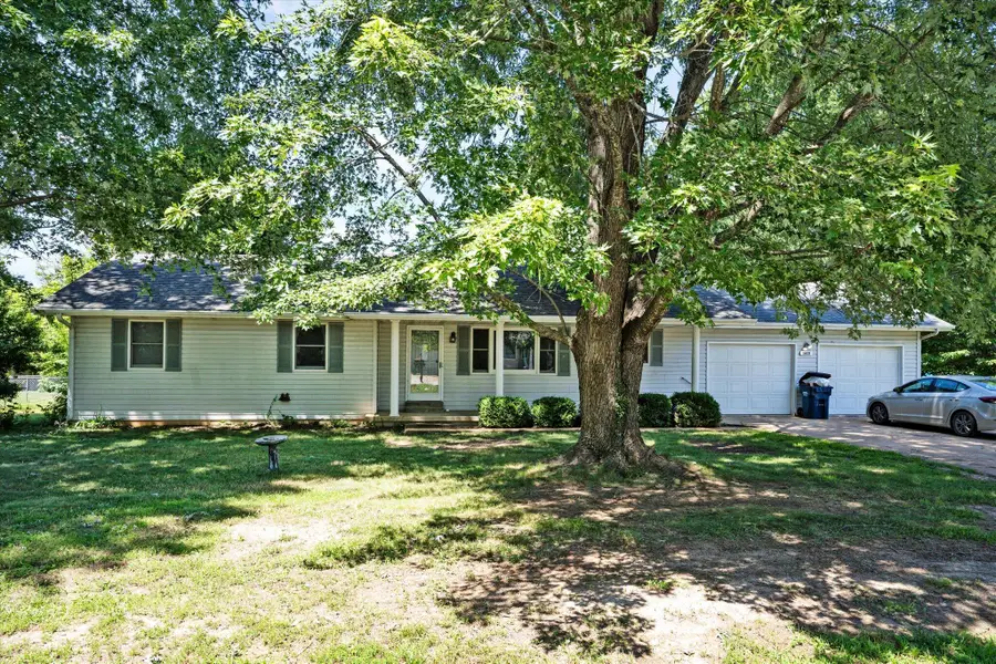 1615 W Lincoln Street, Buffalo, MO 65622 - #2