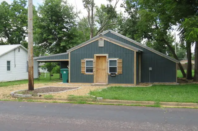 731 W North Street, Mountain Grove, MO 65711 - #1