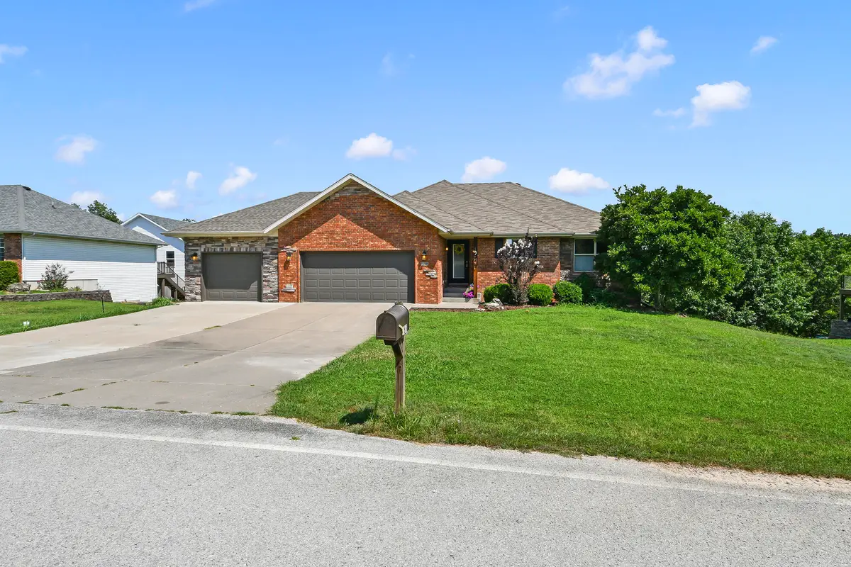 465 Uniqueville Lane, Reeds Spring, MO 65737 - #1