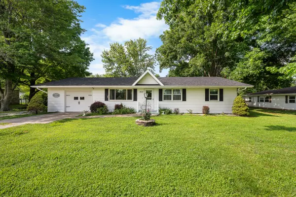 1417 W Locust Street, Bolivar, MO 65613
