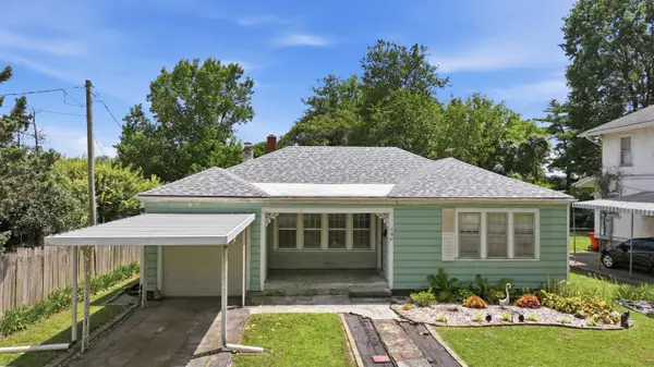 508 E Elm Street, Republic, MO 65738
