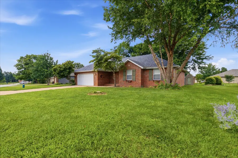 904 E Waterford Boulevard, Ozark, MO 65721 - #3