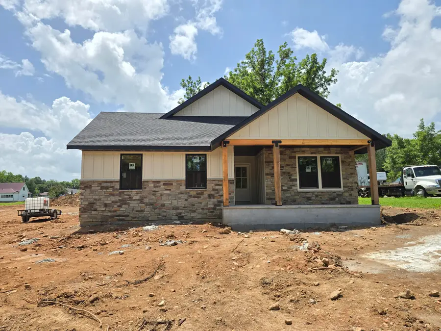 304 W Linn Street, Marionville, MO 65705 - #3