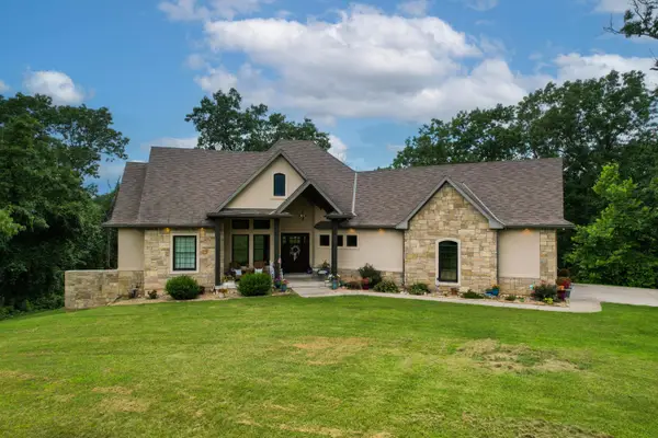 300 Buena Vista Parkway, Strafford, MO 65757