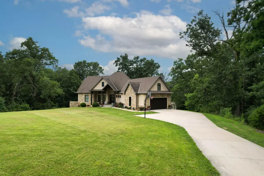 300 Buena Vista Parkway, Strafford, MO 65757 - #2