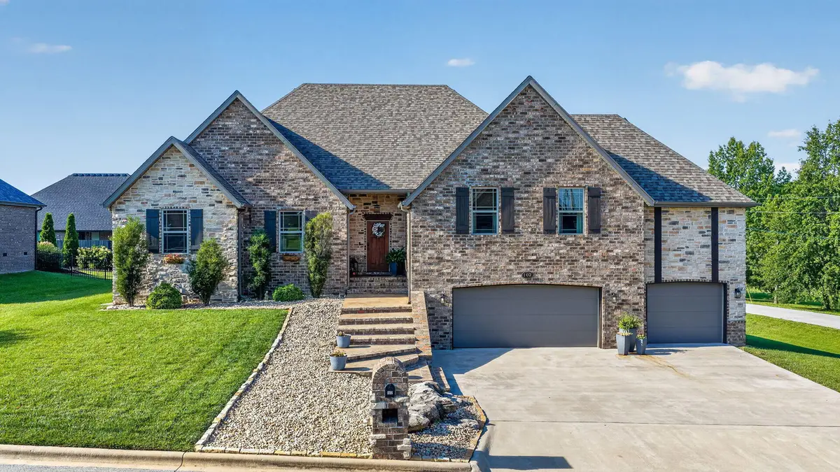 102 E Ironwood Drive, Republic, MO 65738 - #1