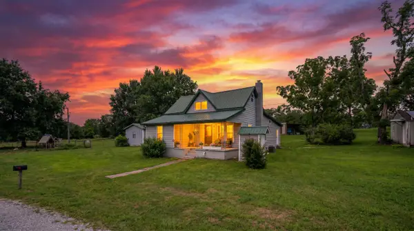 1351 State Highway W, Ava, MO 65608