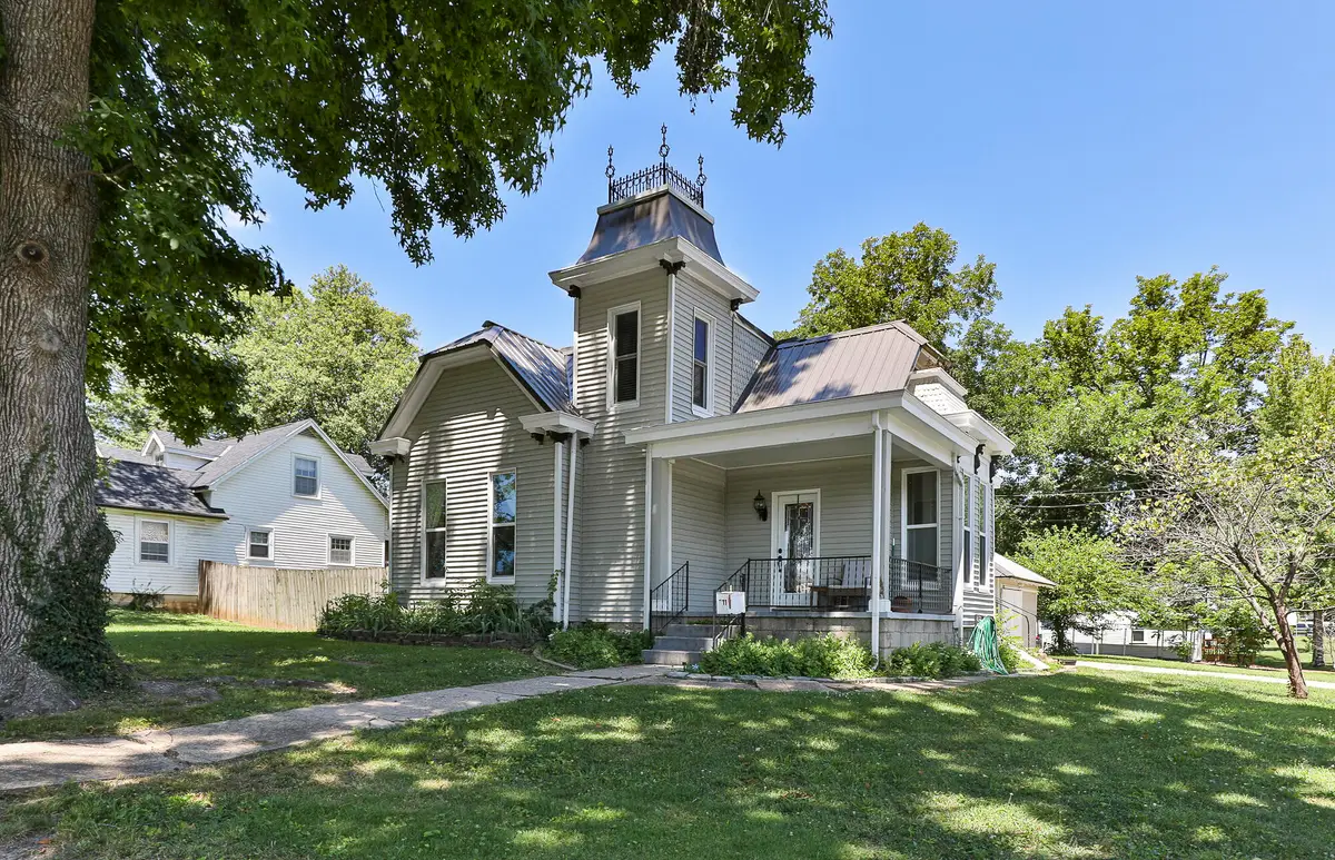 311 E Freeman Street, Bolivar, MO 65613 - #1
