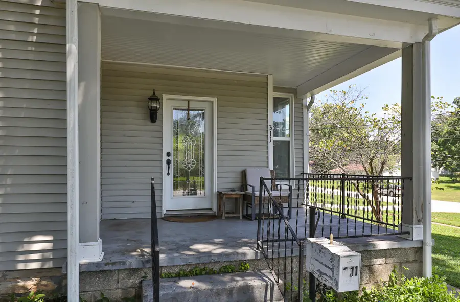 311 E Freeman Street, Bolivar, MO 65613 - #3