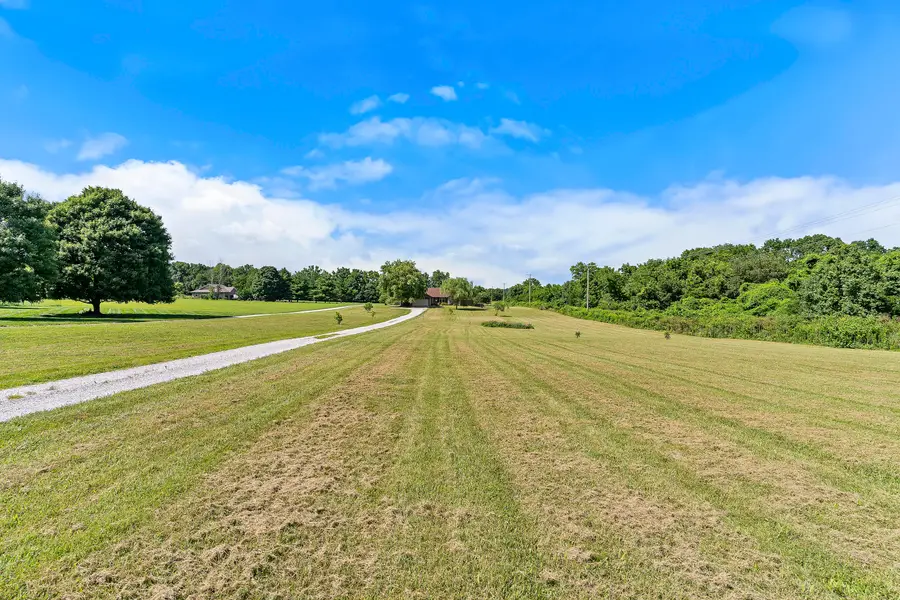 7103 W Farm Road 94, Springfield, MO 65803 - #2