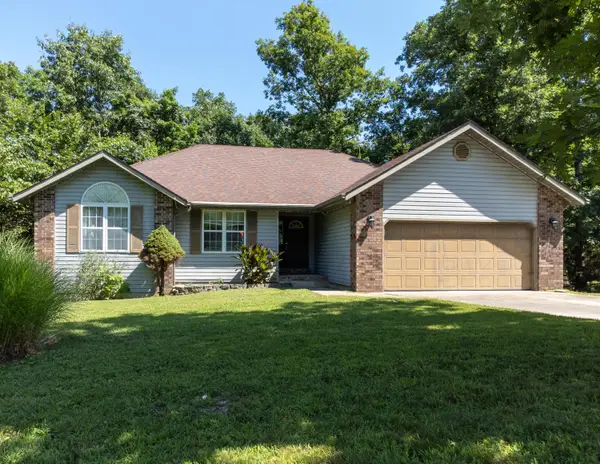 111 Hidden Valley Drive, Strafford, MO 65757