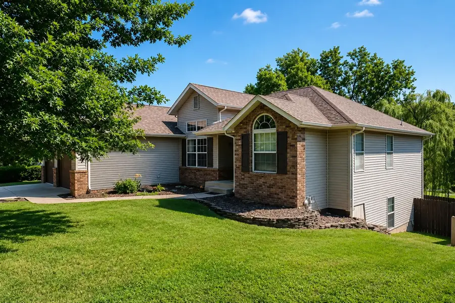 126 N Julie Drive, Republic, MO 65738 - #2