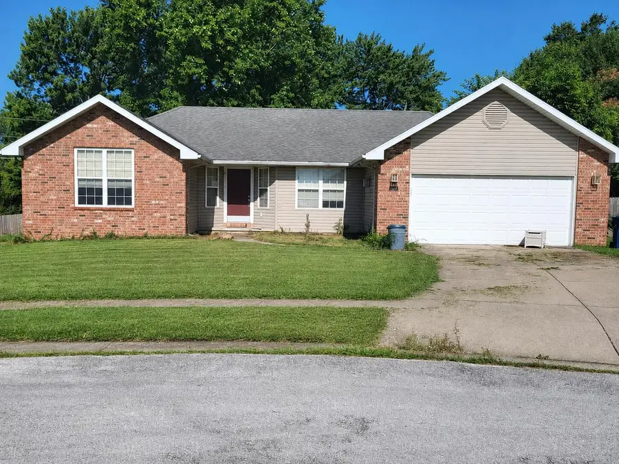 149 S Cedar Heights Drive, Nixa, MO 65714 - #2