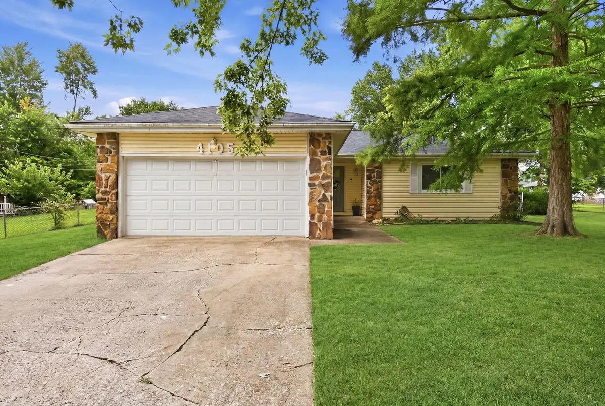 4105 W Dahlia Drive, Battlefield, MO 65619 - #1