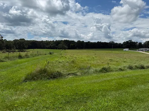 2149 State Route W, Mountain View, MO 65548