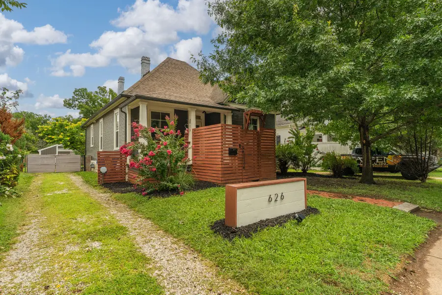 626 S Market Avenue, Springfield, MO 65806 - #2