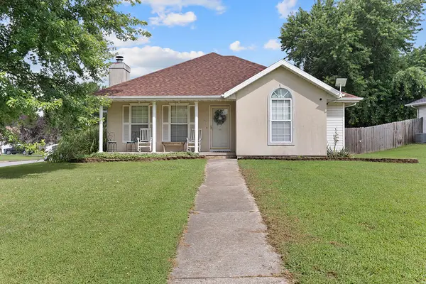 705 S Whippoorwill Drive, Strafford, MO 65757