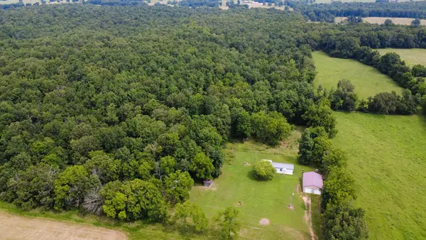 3899 County Road 304, Alton, MO 65606