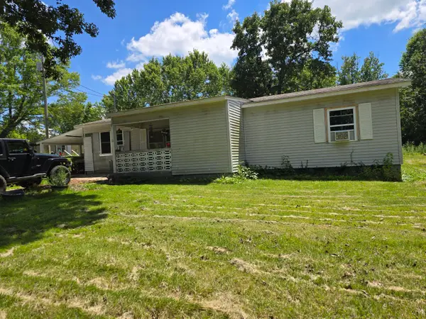22 Thomasville Road, Buffalo, MO 65622