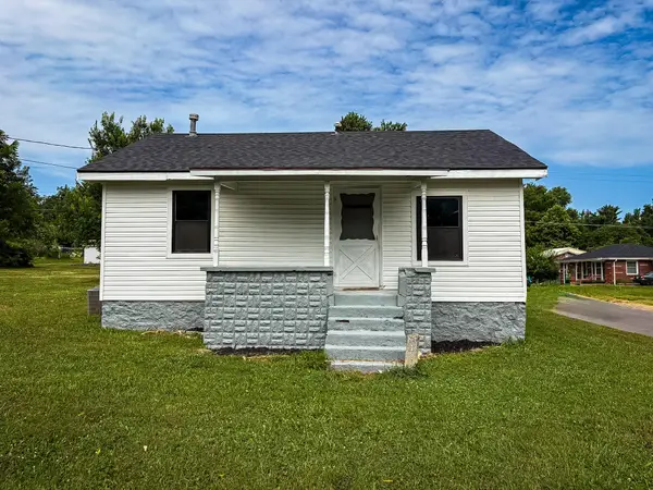 902 Freeman Road, Neosho, MO 64850