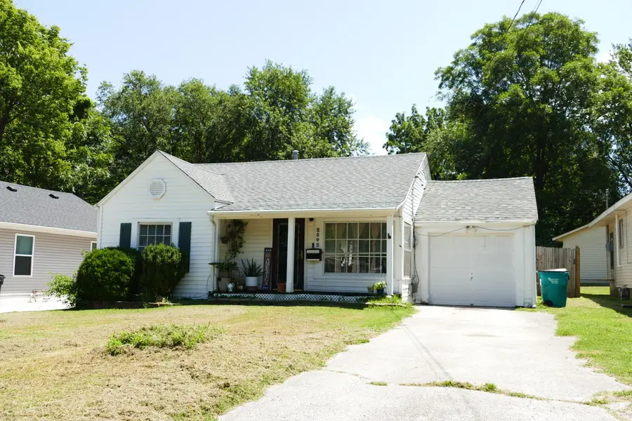 2542 N Kellett Avenue, Springfield, MO 65803 - #2