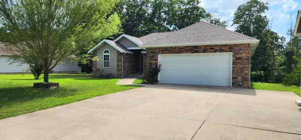 231 Craig Street, Reeds Spring, MO 65737