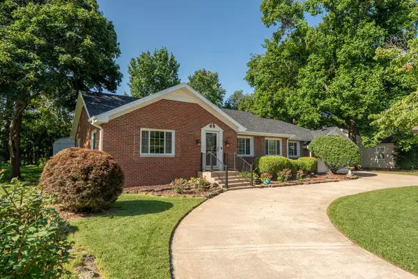 718 E University Street, Springfield, MO 65807