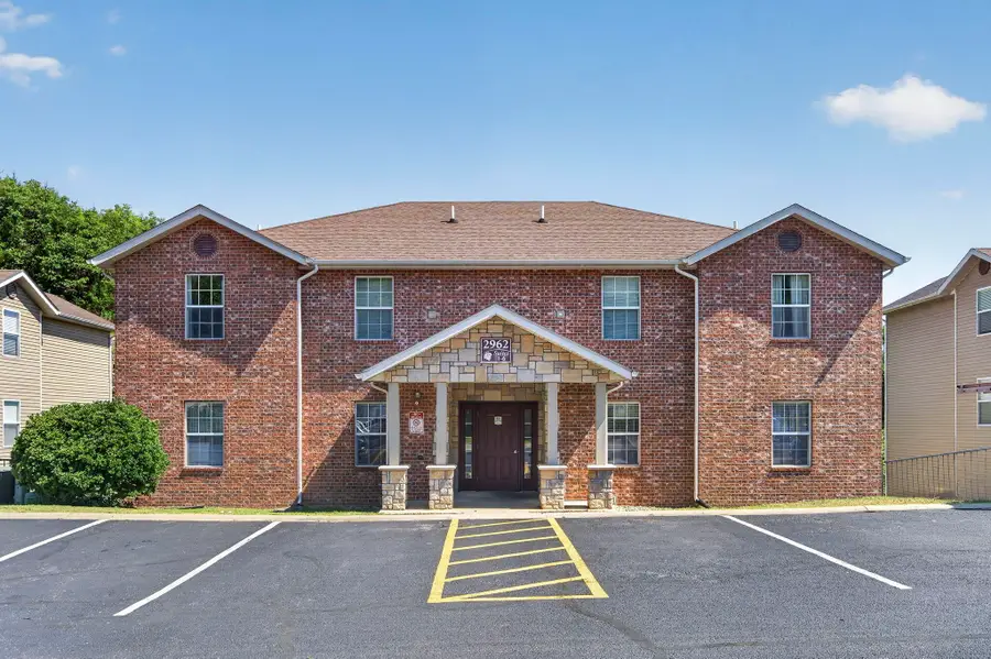 2962 Vineyards Parkway #1, Branson, MO 65616 - #2