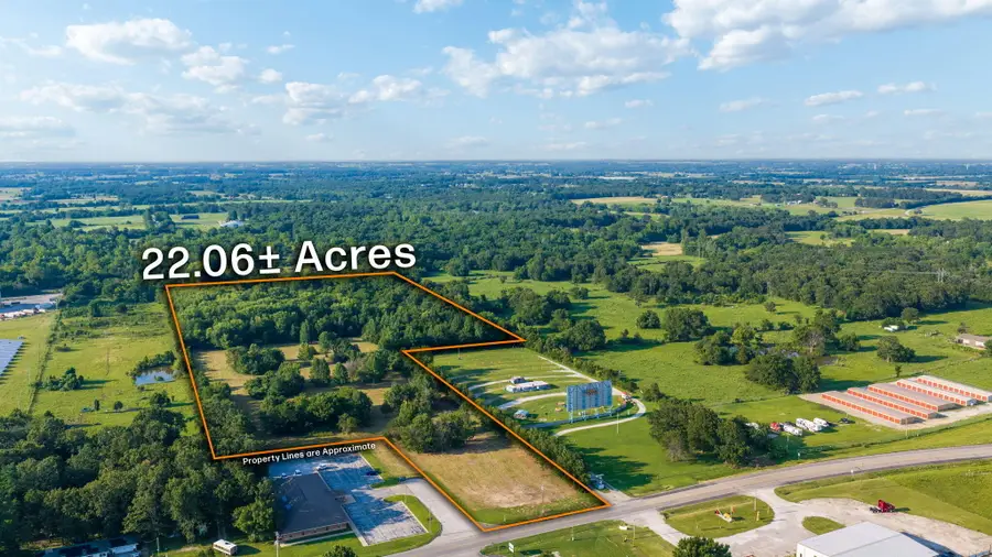 60 E Church Street, Aurora, MO 65605 - #2