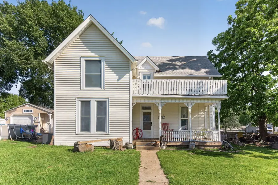 311 E Locust Street, Bolivar, MO 65613 - #2