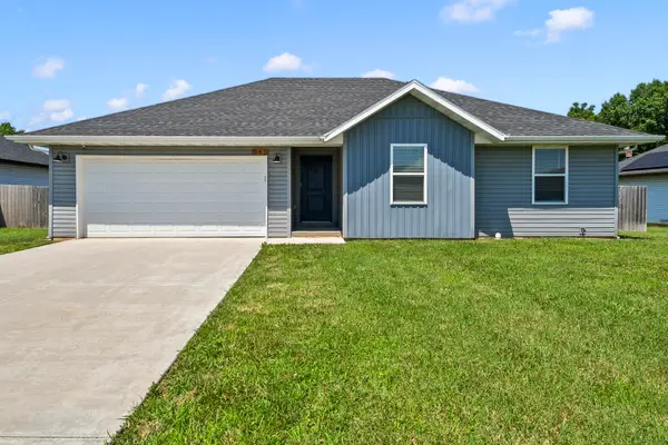 547 Hudson Avenue, Republic, MO 65738