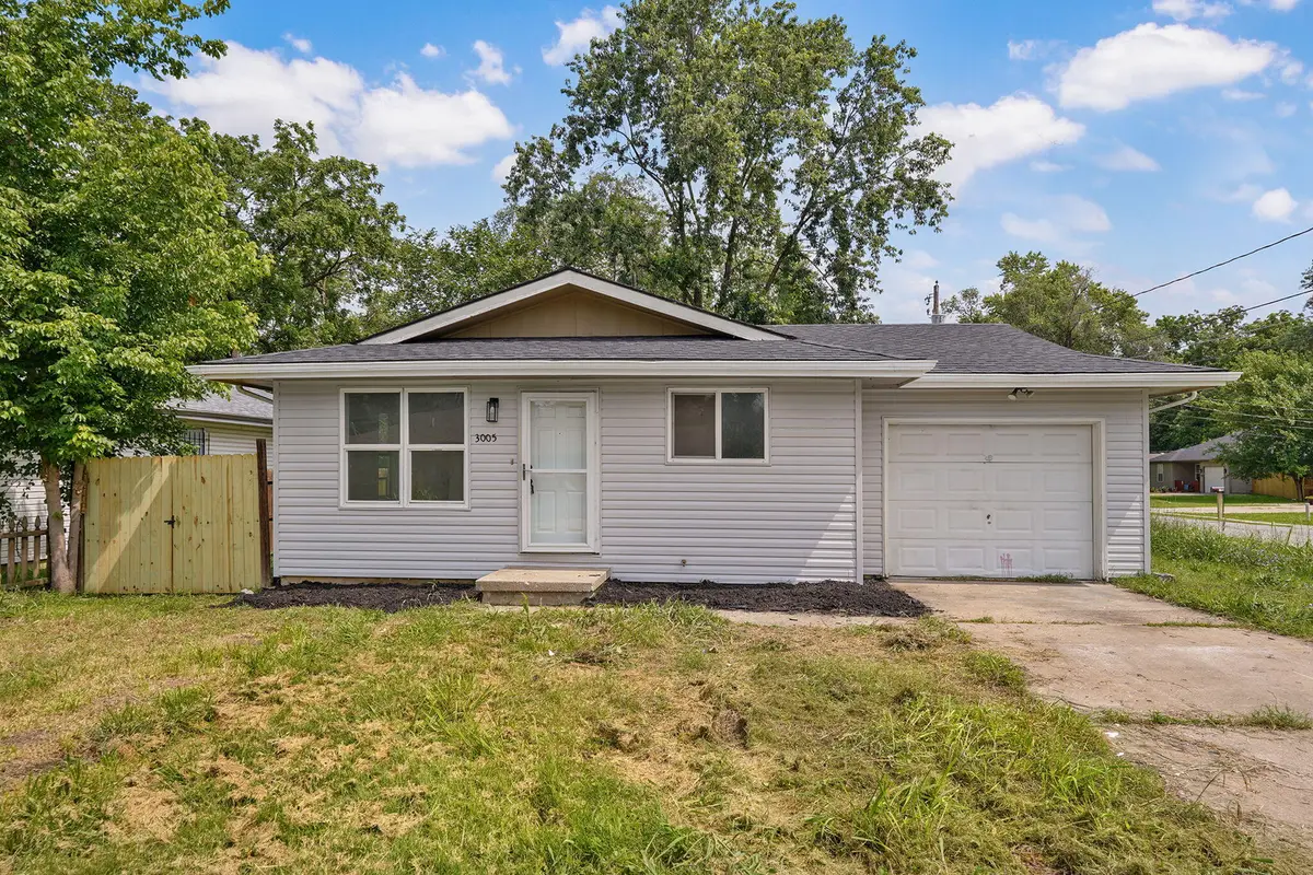 3005 W Pacific Street, Springfield, MO 65802 - #1