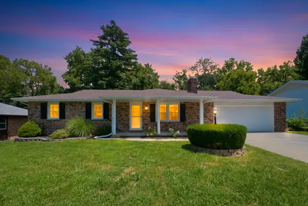 1410 S Oakland Avenue, Bolivar, MO 65613