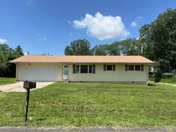 2249 N Clifton Avenue, Springfield, MO 65803