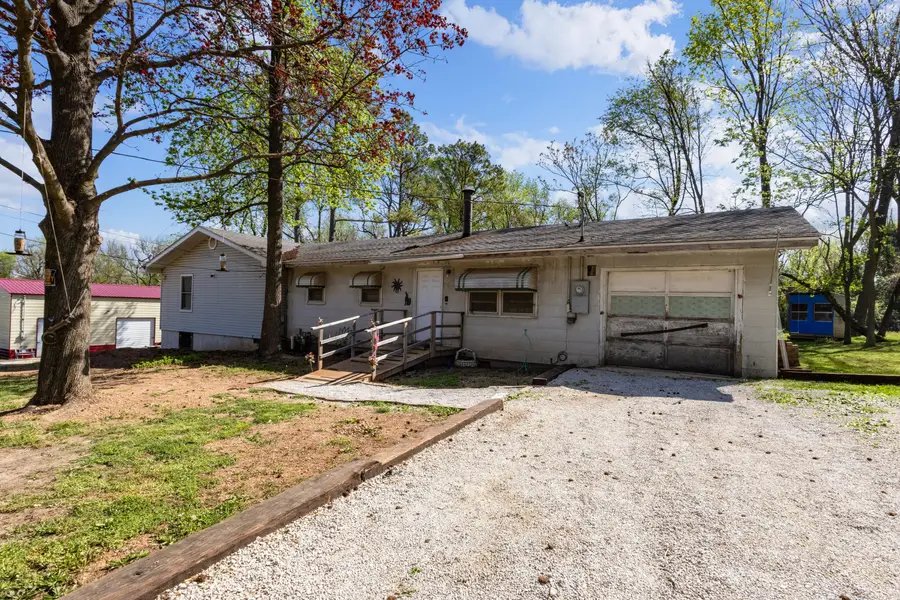 2512 N Benton Avenue, Springfield, MO 65803 - #2