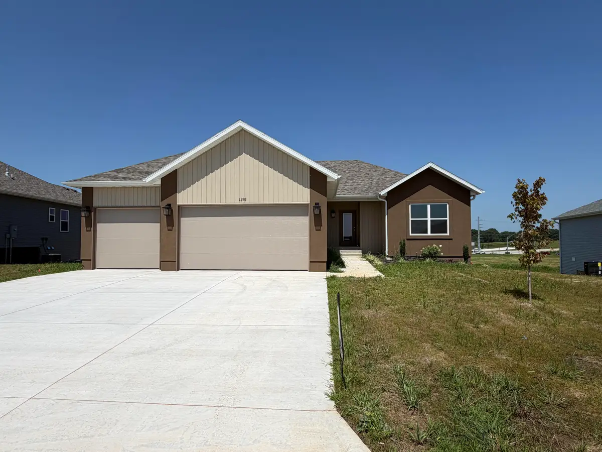 1293 N Maxine Avenue, Nixa, MO 65714 - #1