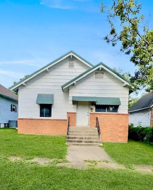611 8th Street, Monett, MO 65708 - #1