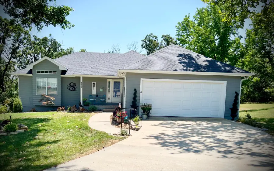 529 S Prewitt Street, Nevada, MO 64772 - #2