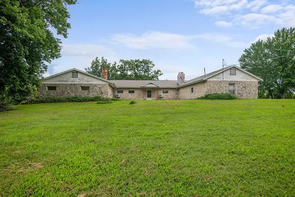 9561 State Highway 125 S, Chadwick, MO 65629