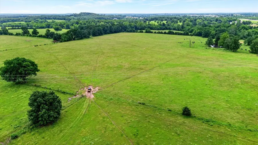 005 E Mount Gilead Road, Bolivar, MO 65613 - #2