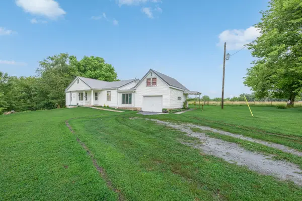 1944 Smyrna Road, Ozark, MO 65721