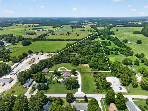 000 E Main East Street, Walnut Grove, MO 65770